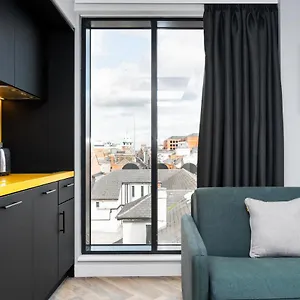 4* Apartahotel Staycity Centre
