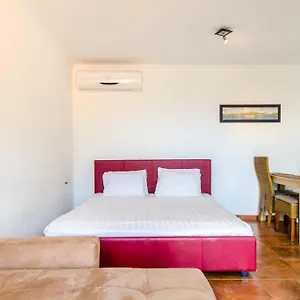 https://studio-with-beautiful-sea-view.comcaribbean.com