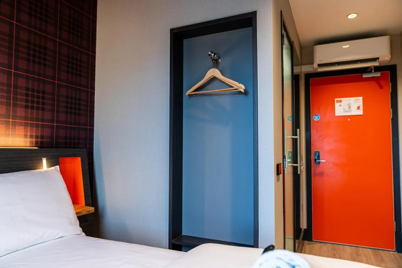 Easyhotel Dublin 0*,  Irlande